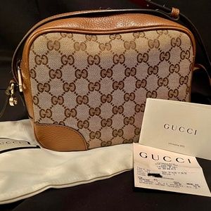 Gucci Cameracase Signature Bag